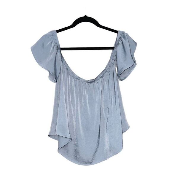 AMERICAN EAGLE OUTFITTERS Off The Shoulder Silver Blouse Size XS - Picture 2 of 7